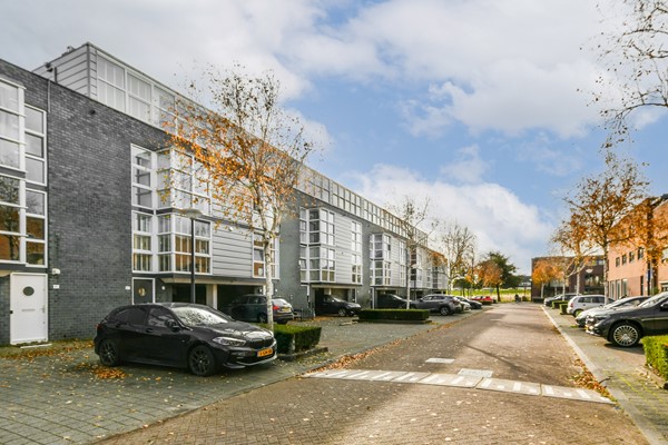 Medium property photo - Balatonmeerlaan 43, 1060 RD Amsterdam